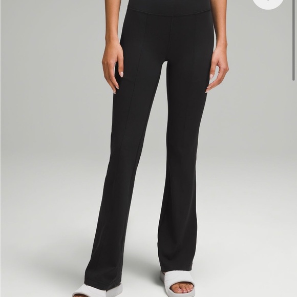 Groove Super High Waisted Flare Pants Nulu Black Lululemon size 12 like new - Picture 4 of 8